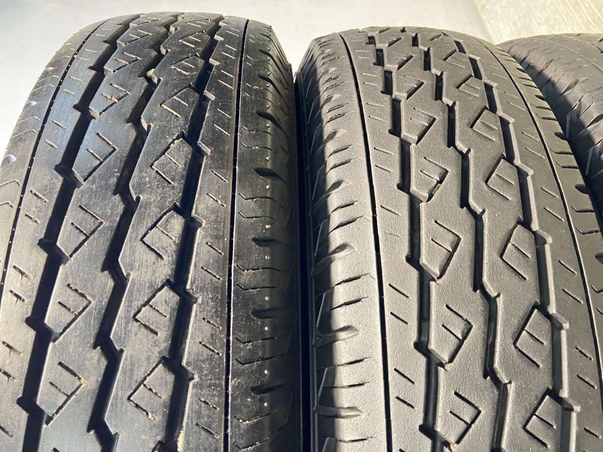 195/80R15 107/105LT ブリヂストン V600 中古タイヤ サマータイヤ 4本