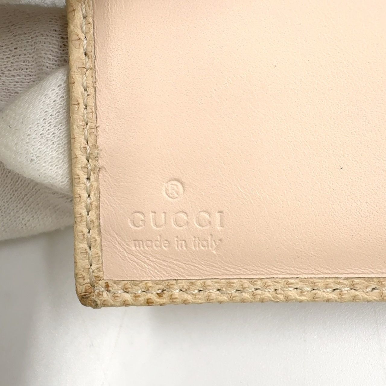 パイソン柄 レザー