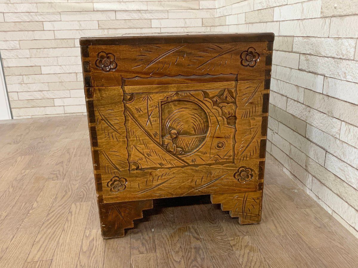 美術 李朝家具 李朝箪笥 バンダジ 木製収納箱 木箱 彫刻 民芸 古家具 中国 韓国 朝鮮 アンティーク ８８.５cm 貝538