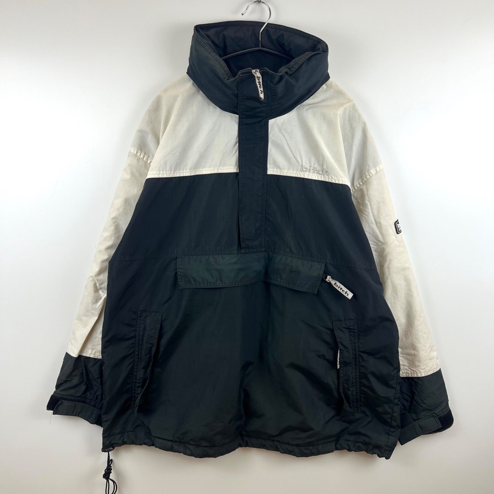 bitch skateboards girl ナイロンジャケット　アノラック bitch skateboard girl ナイロンジャケット アノラック 激レア