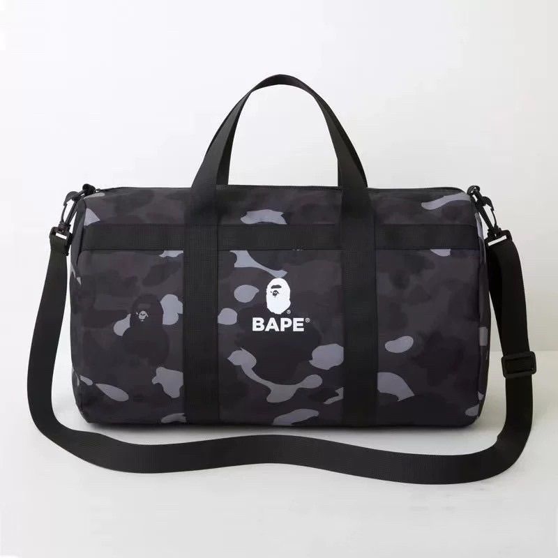 即購入OKですBAPE◇A BATHING APE／◇ブラックダッフルバッグ◇付録品