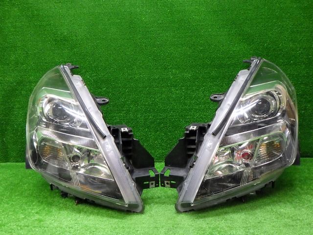 車 マツダ LY3P MPV 後期 ヘッドライト 左右 HID P5620 シ バラスト 