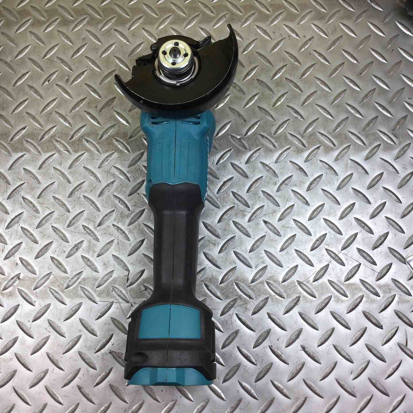 マキタ makita 100mmコードレスディスクグラインダ GA404DZN GA404DN 川崎店