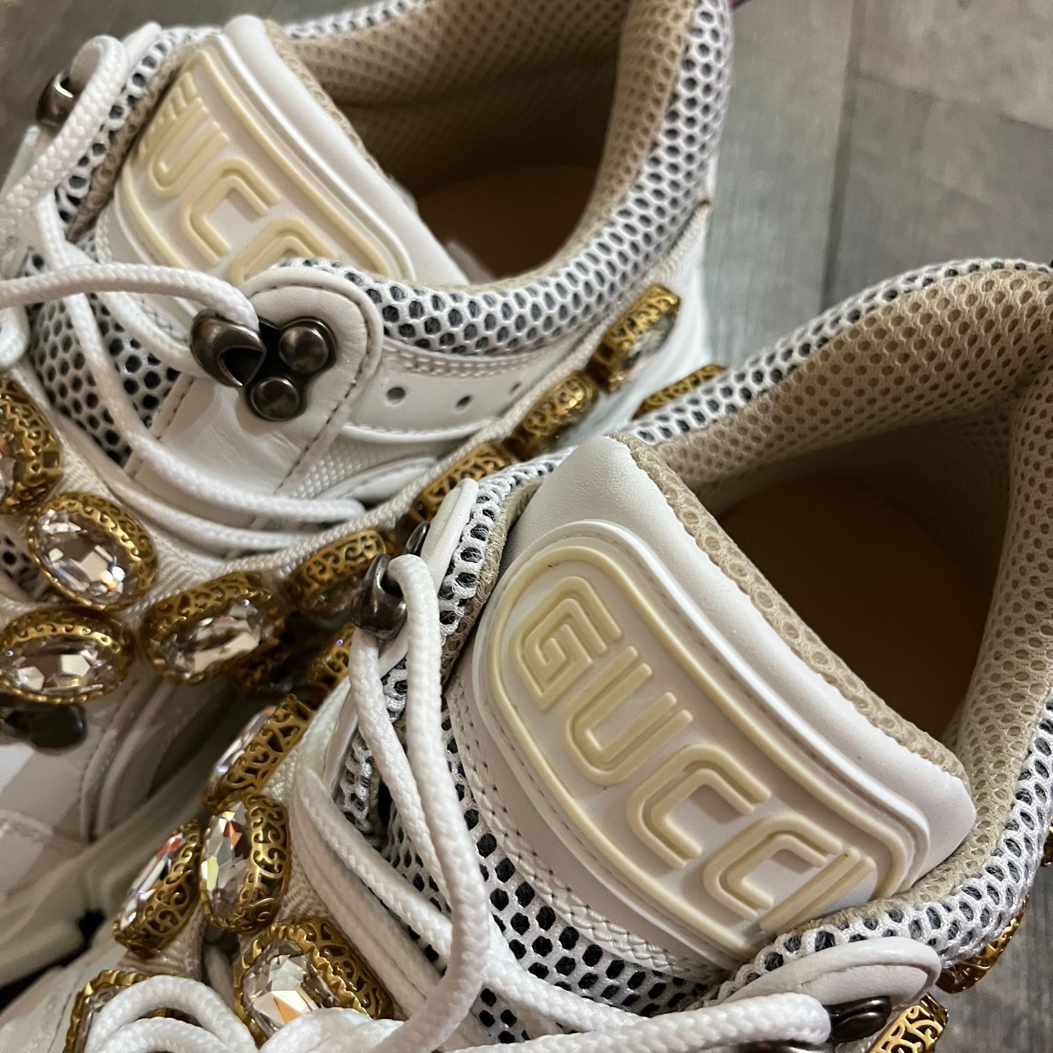 国内正規 未使用品 GUCCI フラッシュトレック クリスタルビジュー 