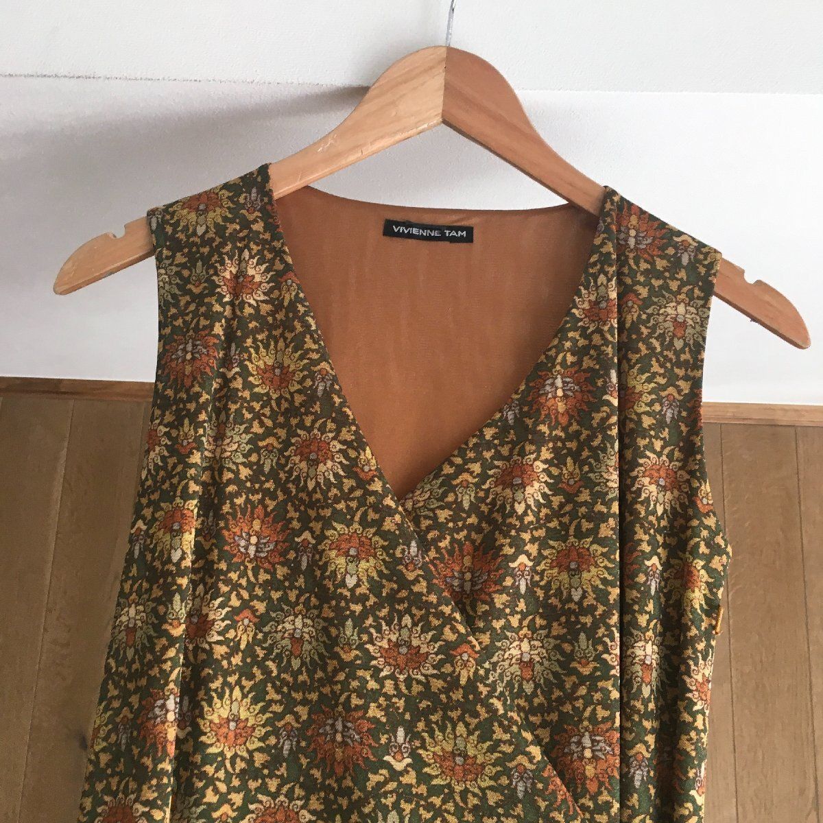 ヴィヴィアンタムVIVIENNE TAM フラワーレース切替パワーネット
