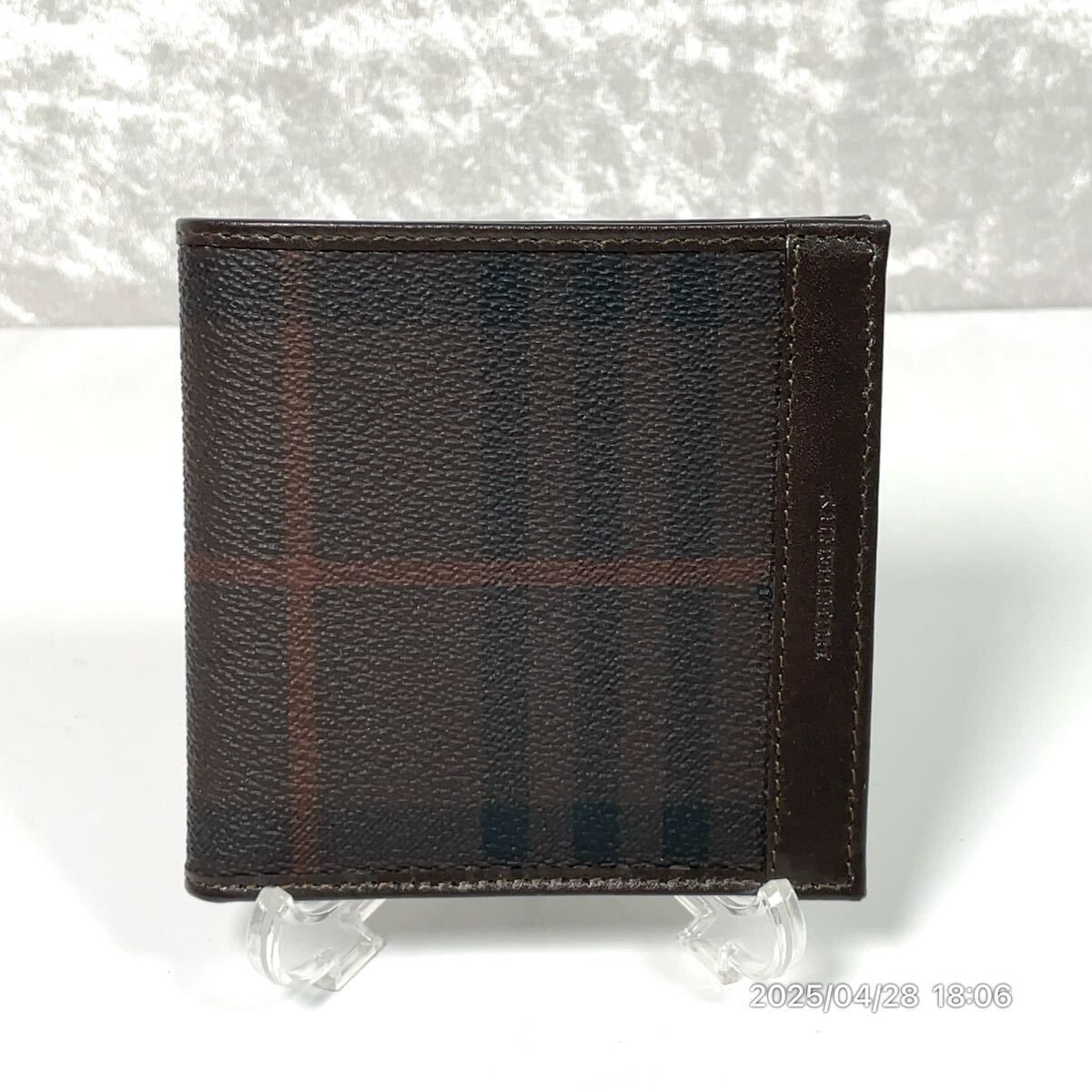 Burberry バーバリー チェック柄 レザー 革 二つ折りウォレット お札入れ 財布