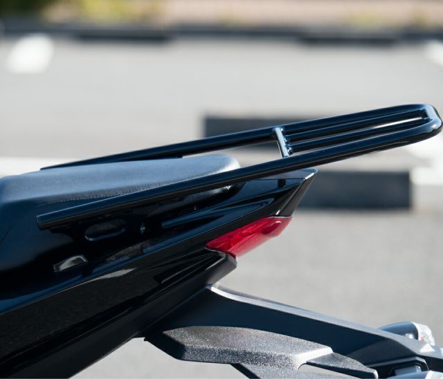 オールガラス特注600x200x200㎜ 5室水槽 仕切り板付 ブラック