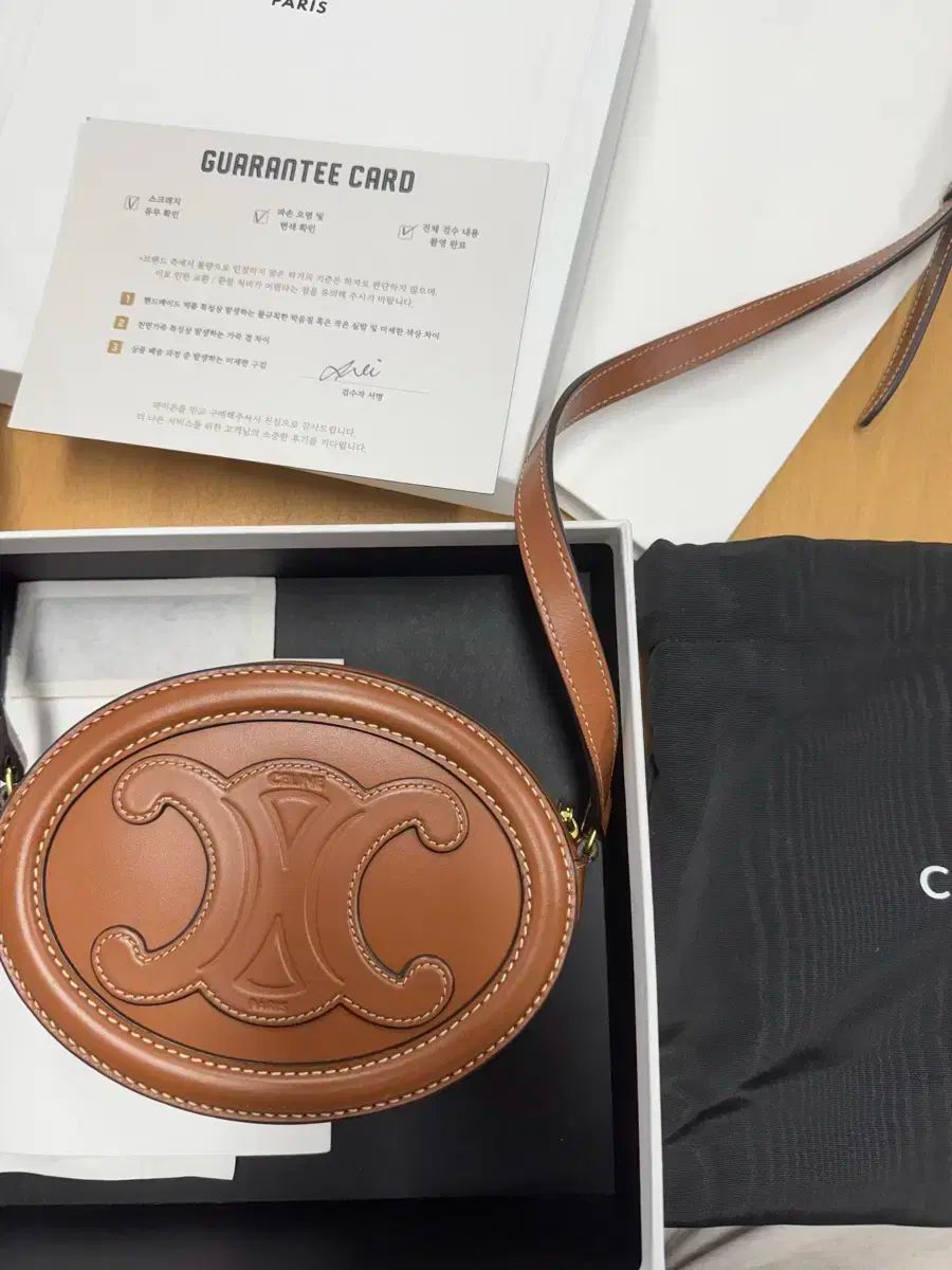 Celine セリーヌ オーバルパルス ミニ