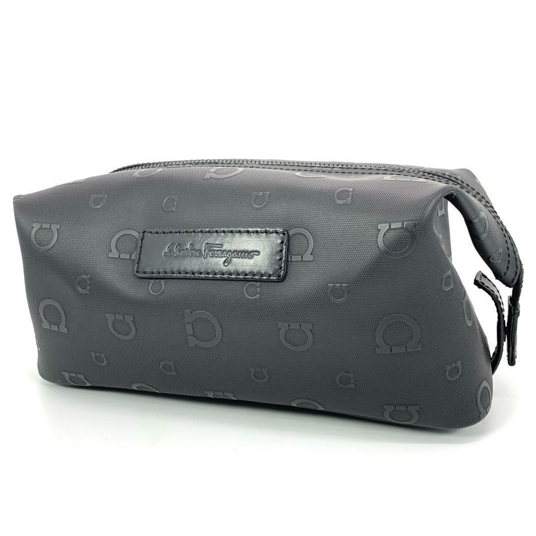 Ferragamo フェラガモ