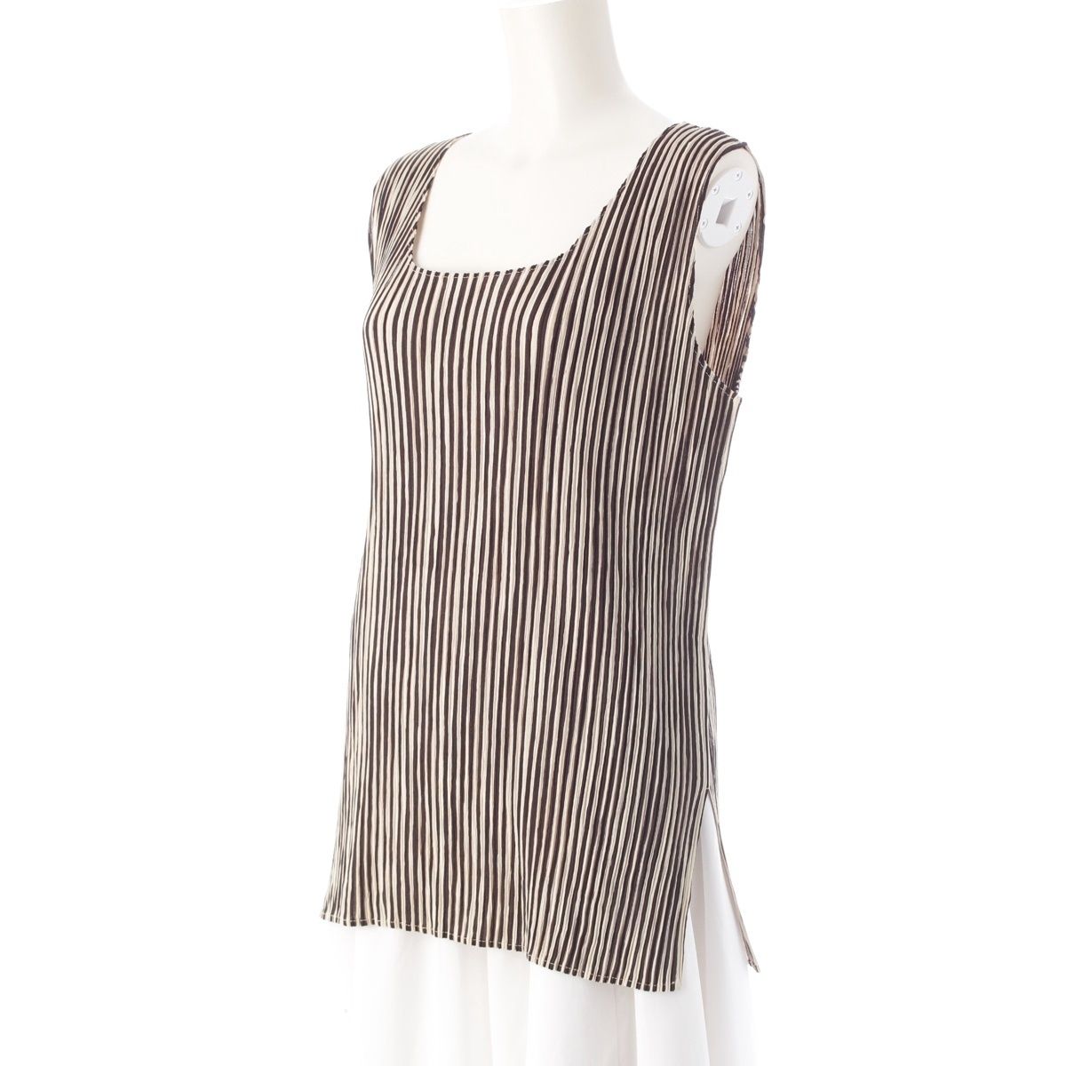 美品 95年 90s ISSEY MIYAKE イッセイミヤケ ヴィンテージ シワ加工 ノースリーブ カットソー トップス プリーツ M 白 ホワイト レディース 古着 中古 イッセイミヤケ 1998SS プリーツ ノースリーブ カットソー