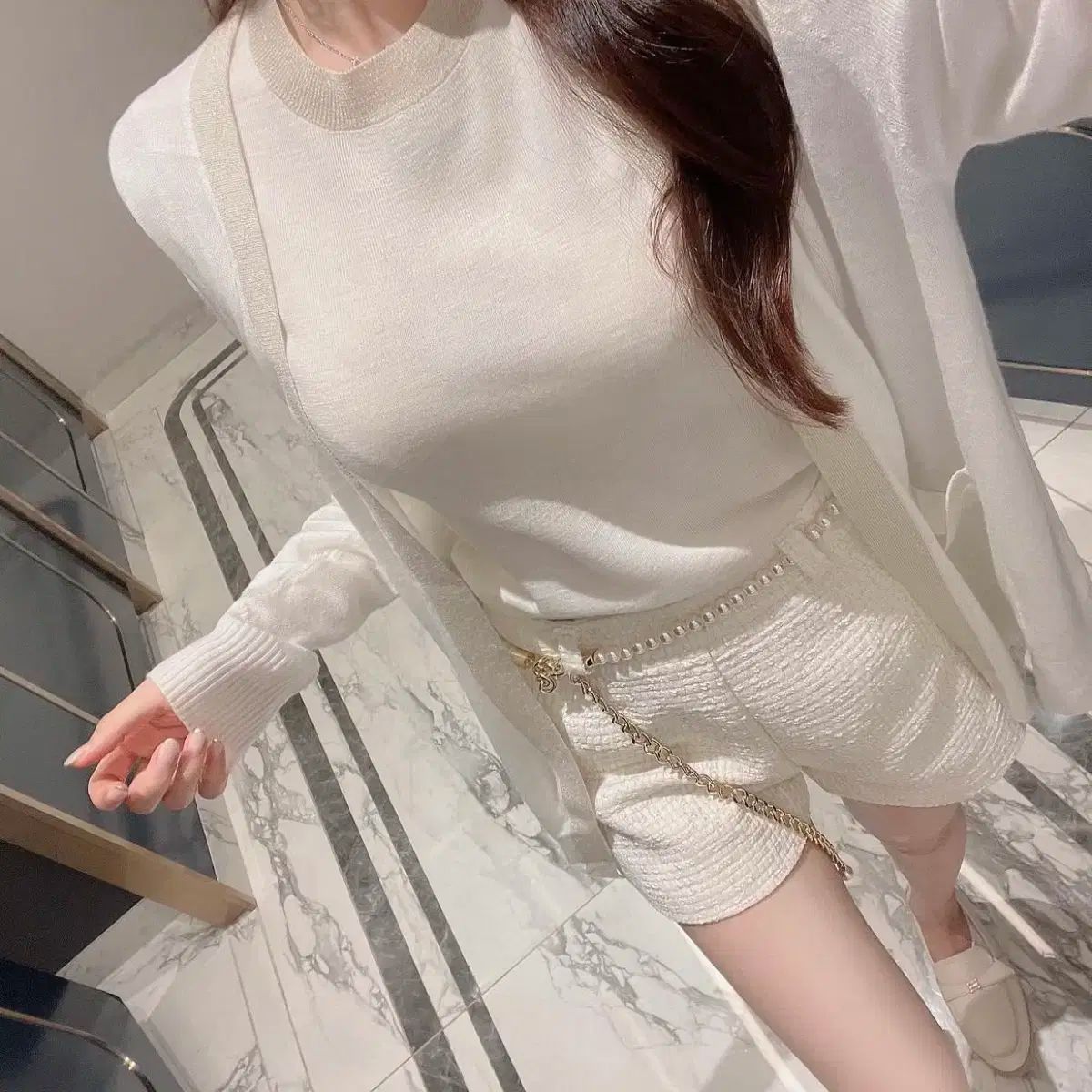 カーディガン ツイードパンツ