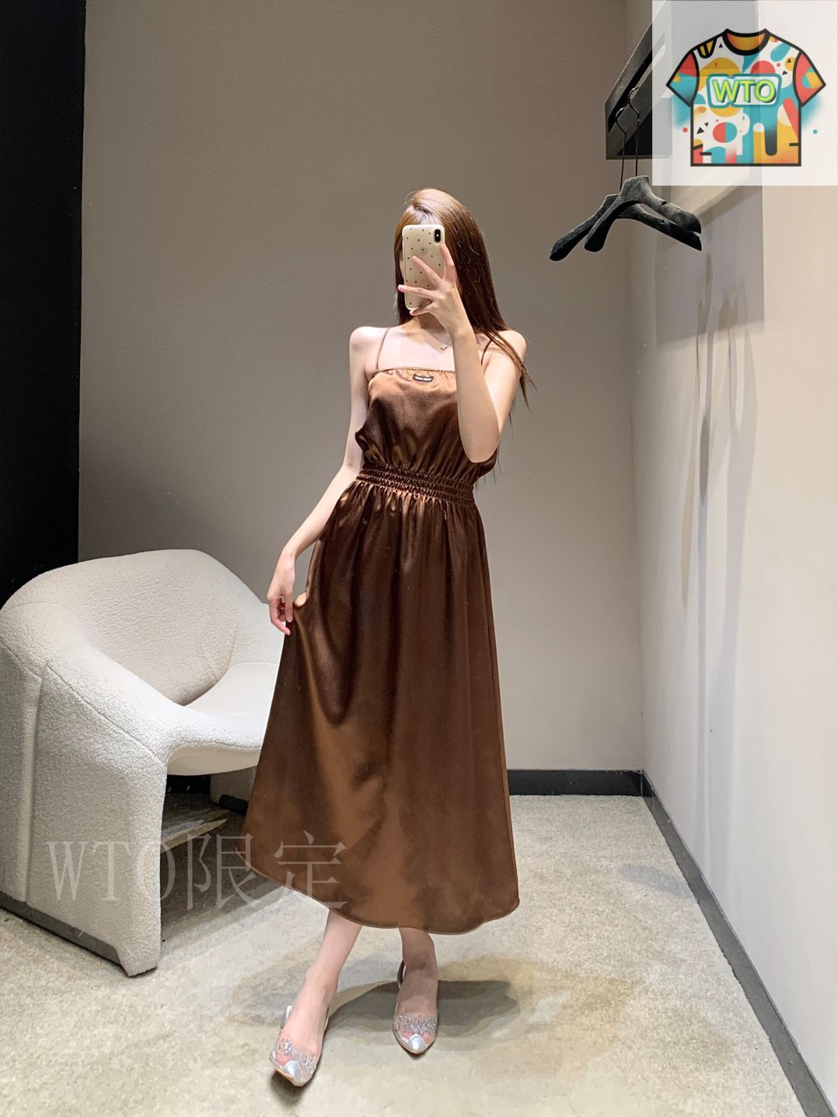 今日特価】MiuMiu ルーズ風 レース キャミソールワンピース