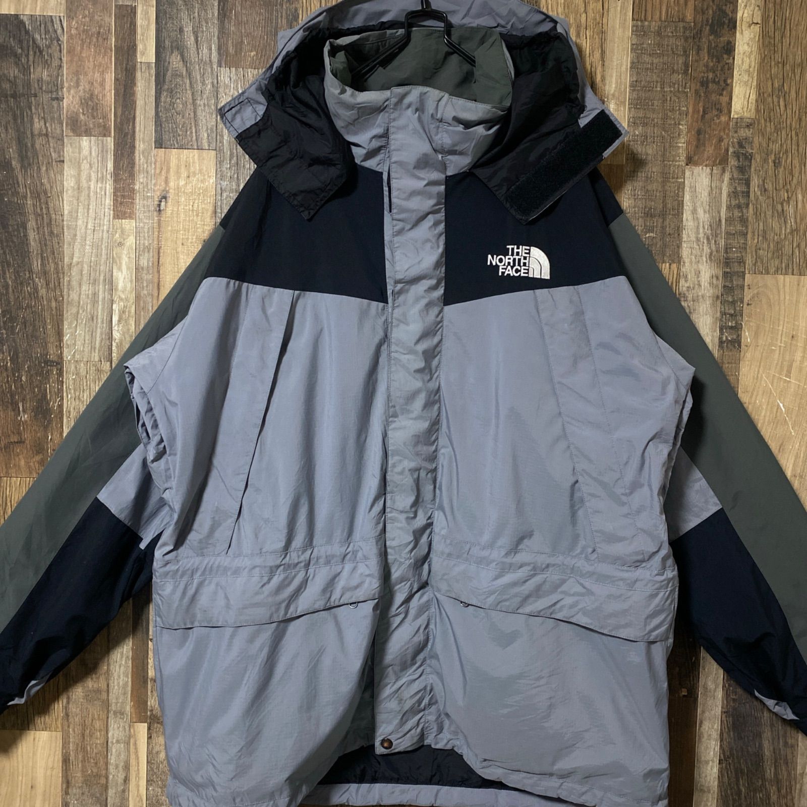 マウンテンジャケット グレー ノースフェイス 2XL ジャケット メンズ 古着 長袖