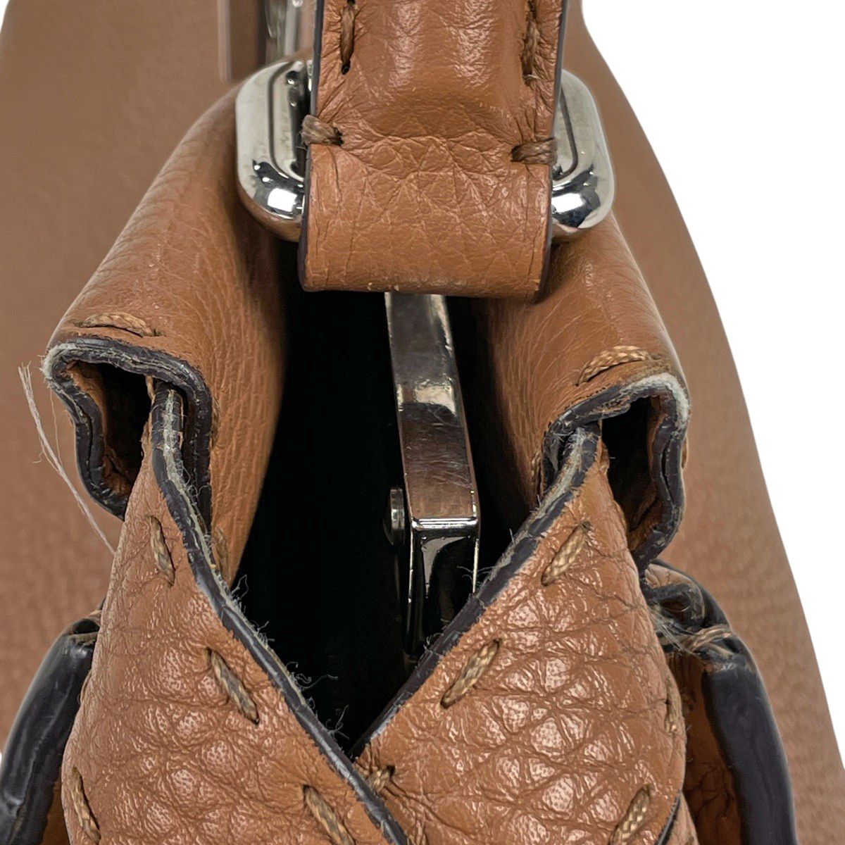 【美品】FENDI ピーカブー セレリア 2WAYショルダーバッグ ブラウン FENDI フェンディ ピーカブー セレリア 2WAYショルダーバッグ