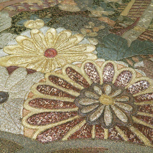 袋帯　汕頭刺繍　正絹未使用 袋帯 未使用 正絹 六通 汕頭刺繍 スワトウ 中国刺繍 多色 金