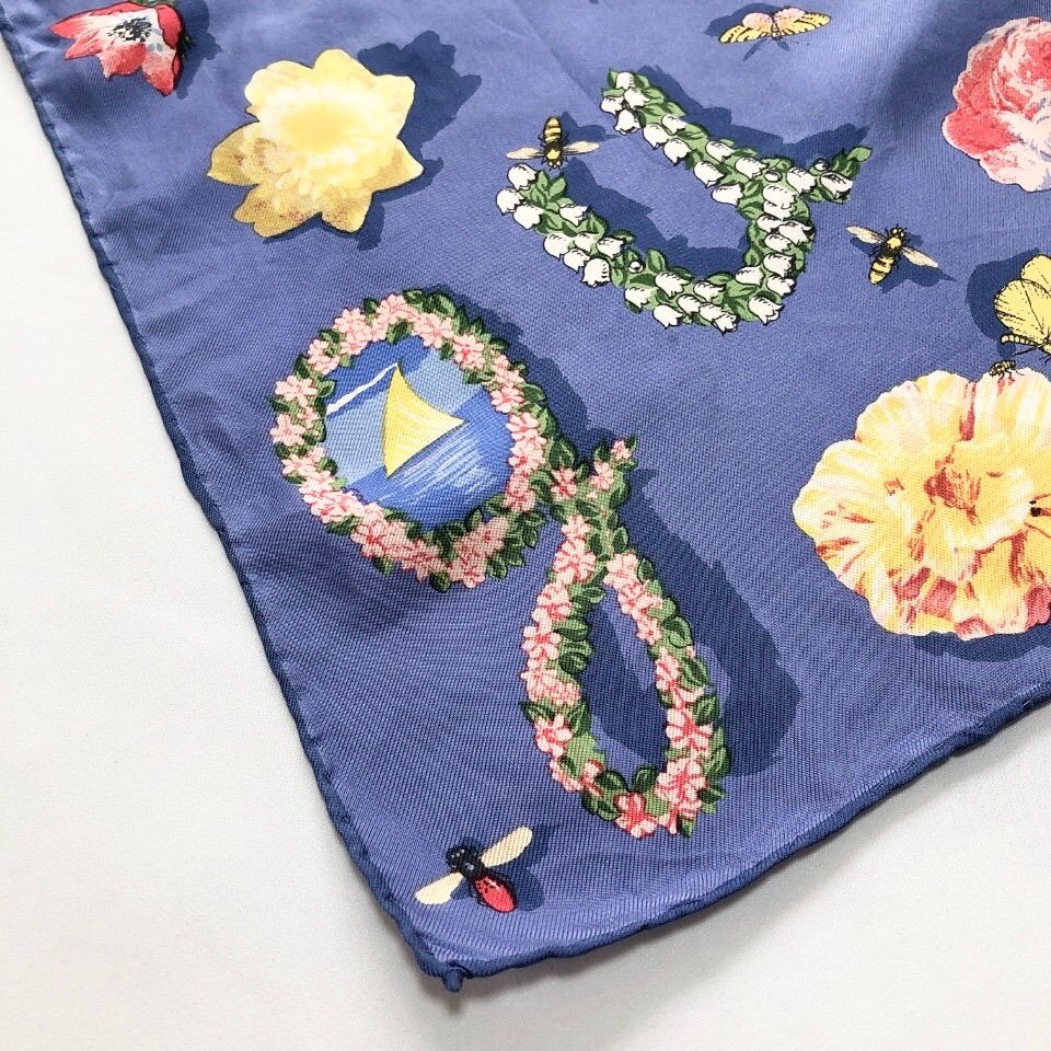 GUCCI グッチ ミニスカーフ 42×42 フローラ 花柄 ロゴ ブルー系 総柄