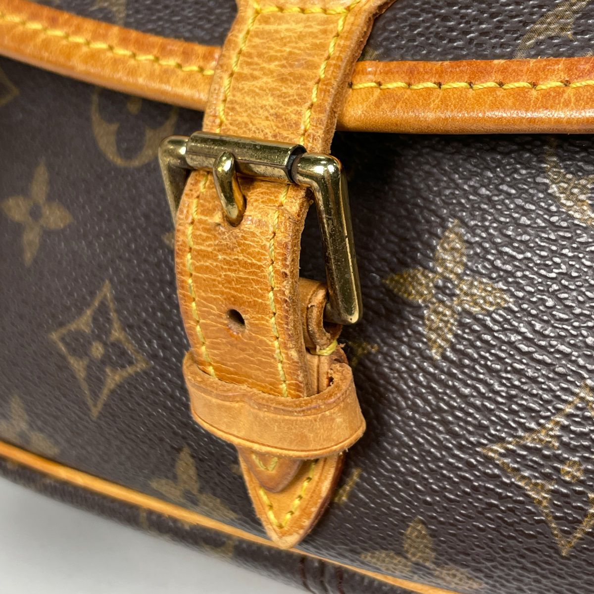 ルイ・ヴィトン Louis Vuitton ソローニュ 斜め掛け ショルダーバッグ
