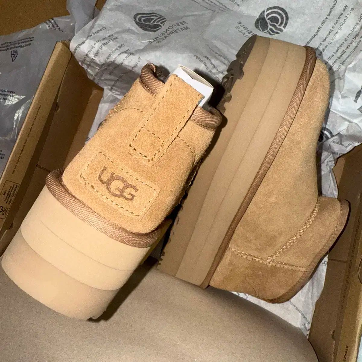 新品】UGG アグ クラシックスリッパー チェスナット 23cm 新品UGG アグ