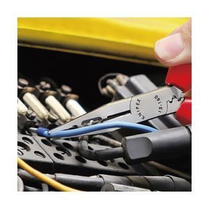 電気技師用ペンチ