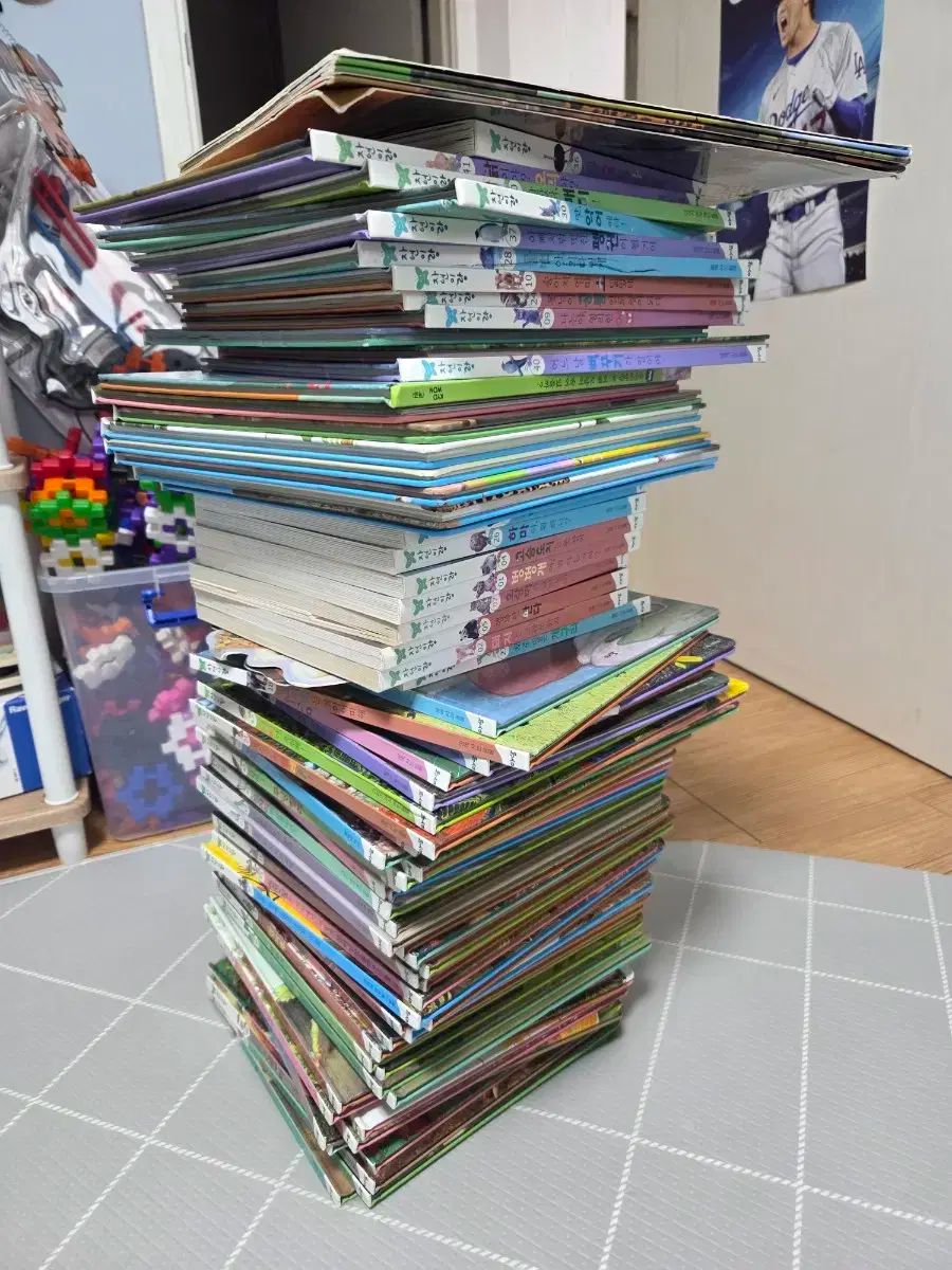 アラム 自然と 79 巻 中 75 DVD が含まれています