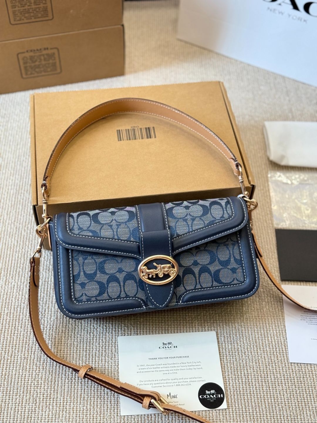 今日 Coach Georgie Colorblock Rivet Messenger Bag - コーチ ジョージー カラーブロック リベット メッセンジャーバッグ?3way 使い方 × 個性的なデザインと大容量?送料無料