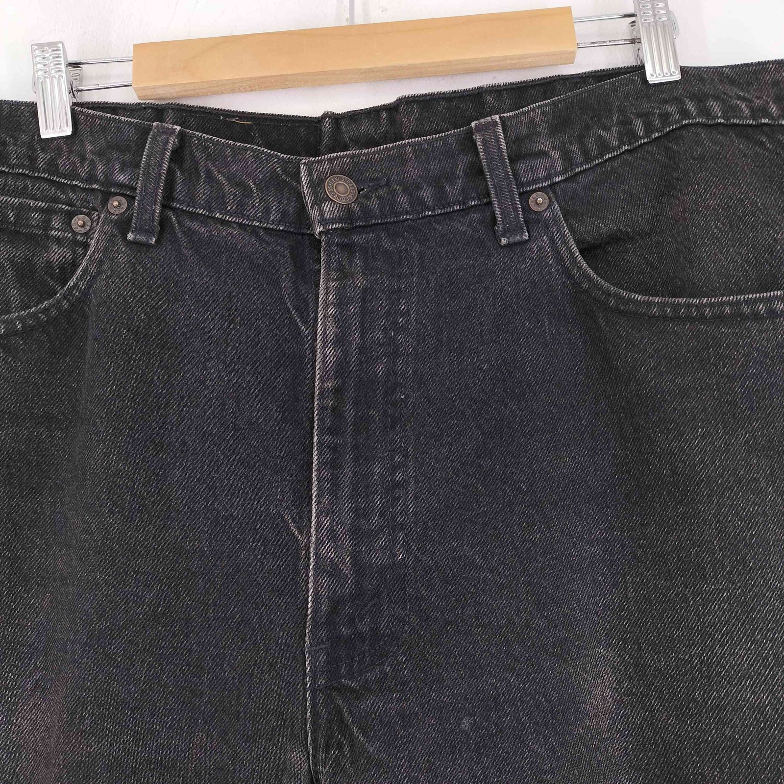Levis(リーバイス) 90S カナダ製 550 ボタン裏216刻印 ブラックデニムパンツ メンズ 3 中古 古着 1027 Levi\u0027s リーバイス 90\u0027s ボタン裏216 カナダ製 裾フリンジ デニム