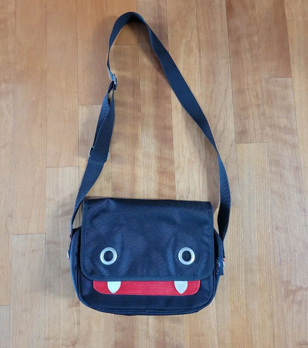 月曜日 作成 クロスバッグ 香港 バッグ morn creations