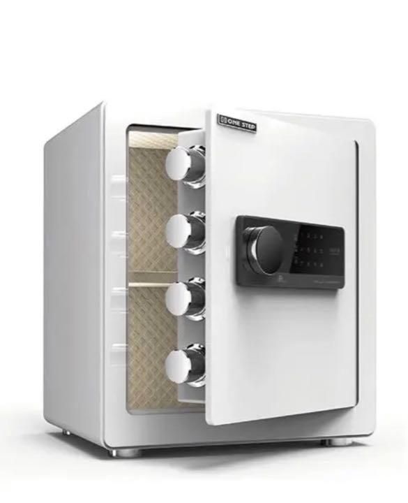 金庫 43L 白 電子テンキー式 鍵2本 振動警報 防犯 676 - メルカリ