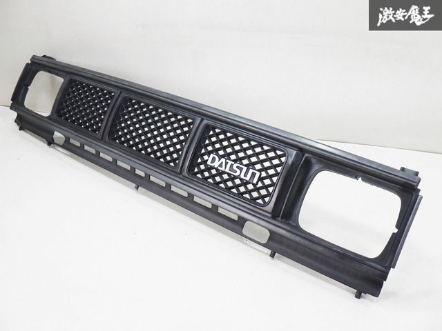日産純正 T-QGD21 QGD21 ダットサントラック GL NA20 5MT 1991年 フロントグリル ラジエーターグリル 623/284G00 棚2G3