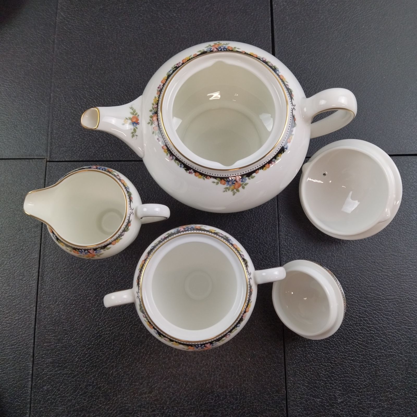 WEDGWOOD ウェッジウッド 食器 まとめ売り 大量セット ポット 