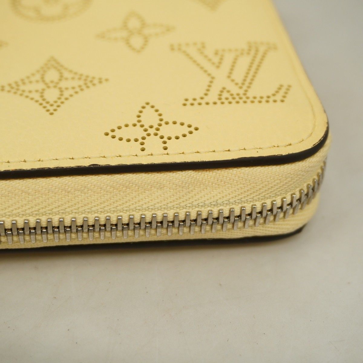 ルイヴィトン 長財布