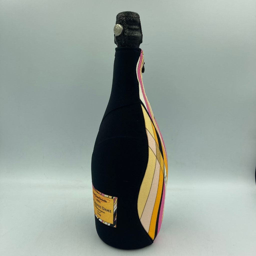 ヴーヴ クリコ ラ グランダム エミリオプッチ 1996 750ml【B3