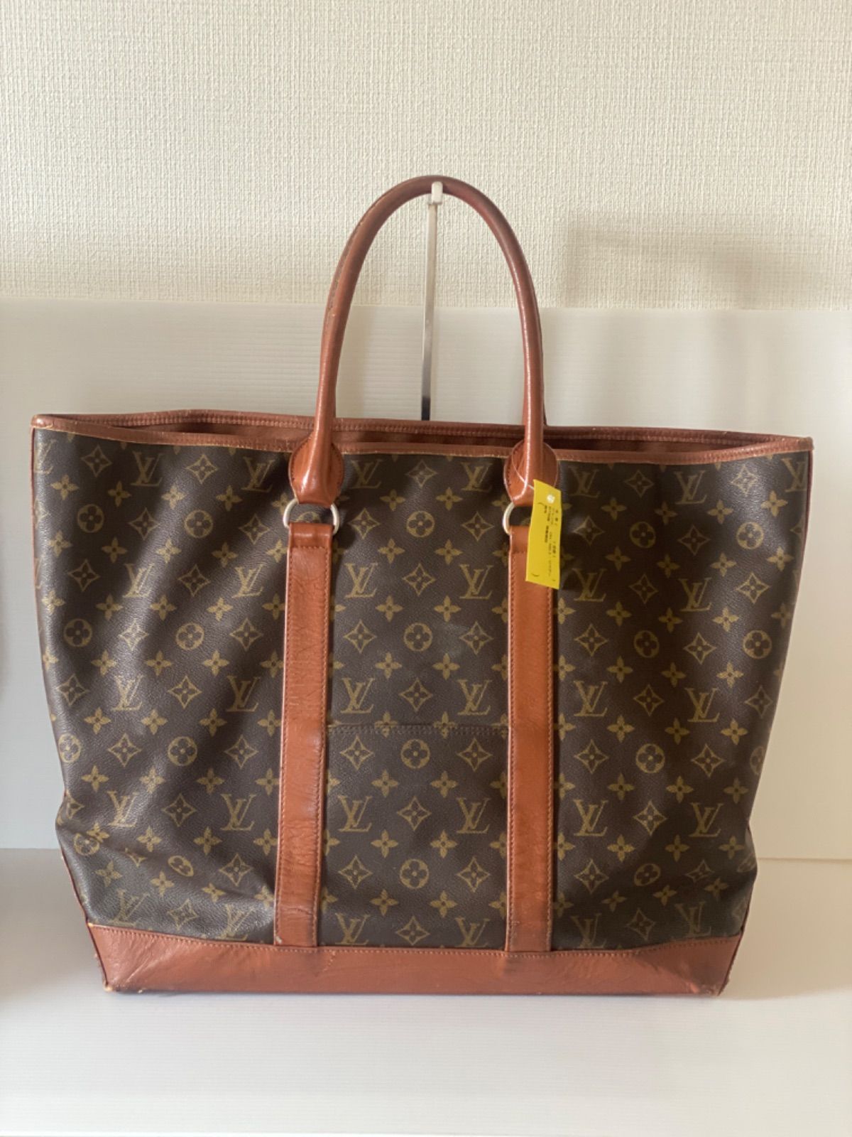 ☆ブラックフライデー☆【900円クーポン配布中❤︎】【廃盤品】LOUIS VUITTON ルイヴィトン M42420 サック・ウィークエンドＧM  モノグラム トートバッグ モノグラムキャンバス 角スレ等 使用感有り 若干お値下げ可能！ - メルカリ