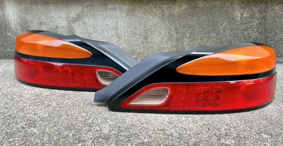 ☆新品 日産 S15 シルビア 純正 テールランプ コンビネーション