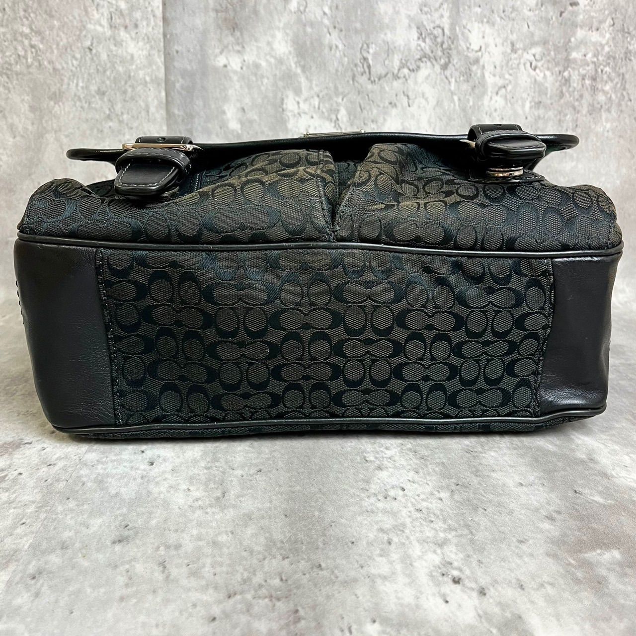 ✨良品✨ COACH コーチ メッセンジャーバッグ ボディーバッグ 