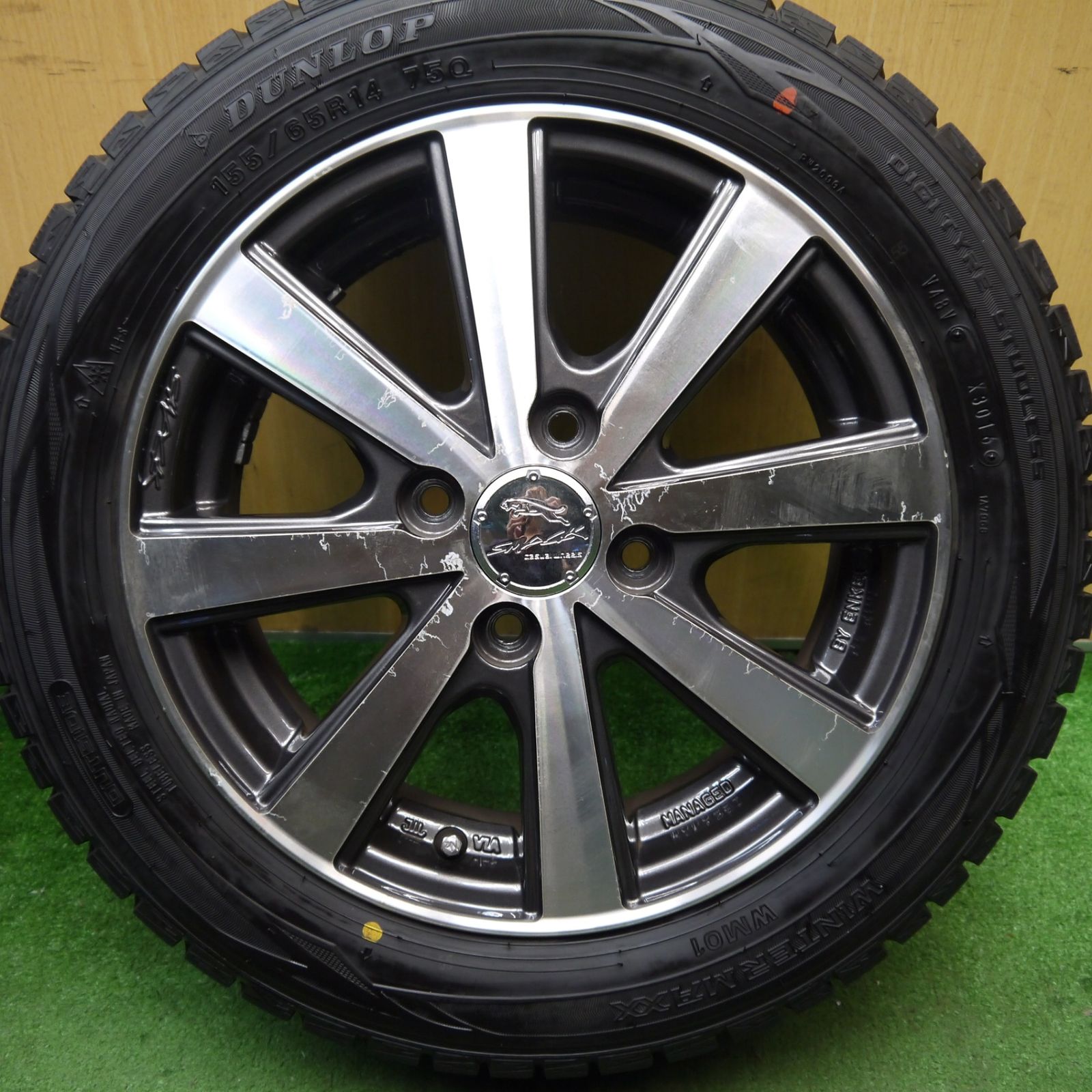バリ溝！9.5分☆スタッドレス 155/65R14 ダンロップ ウインター 