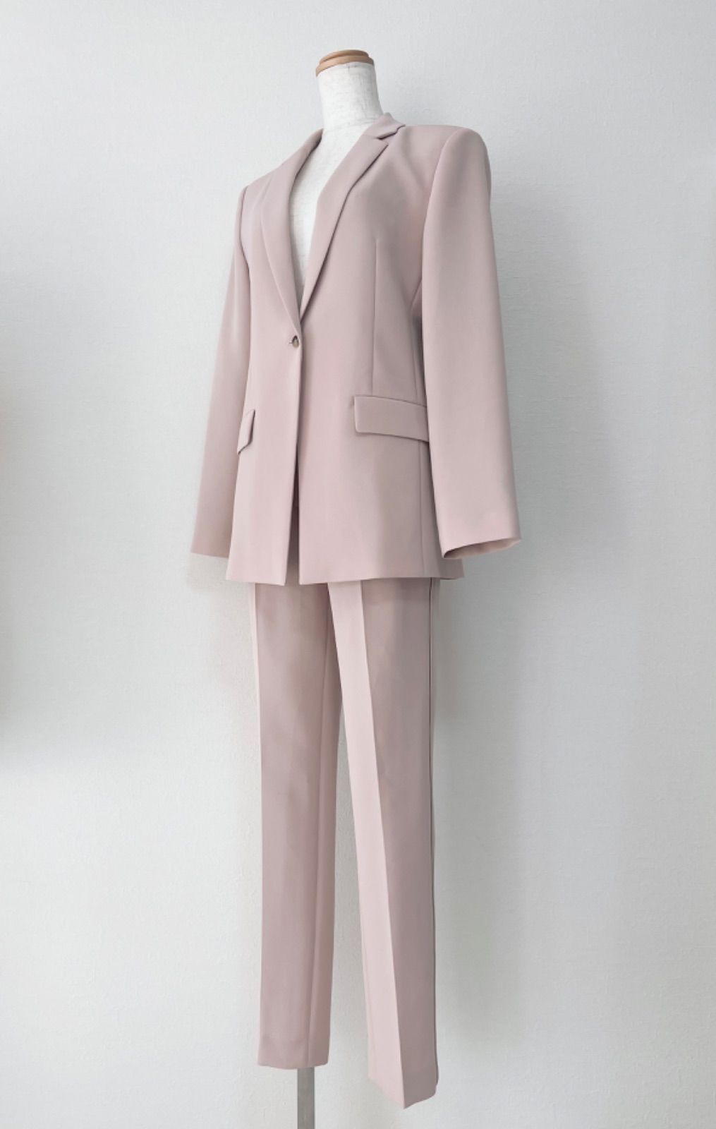 ピンク ジャケット