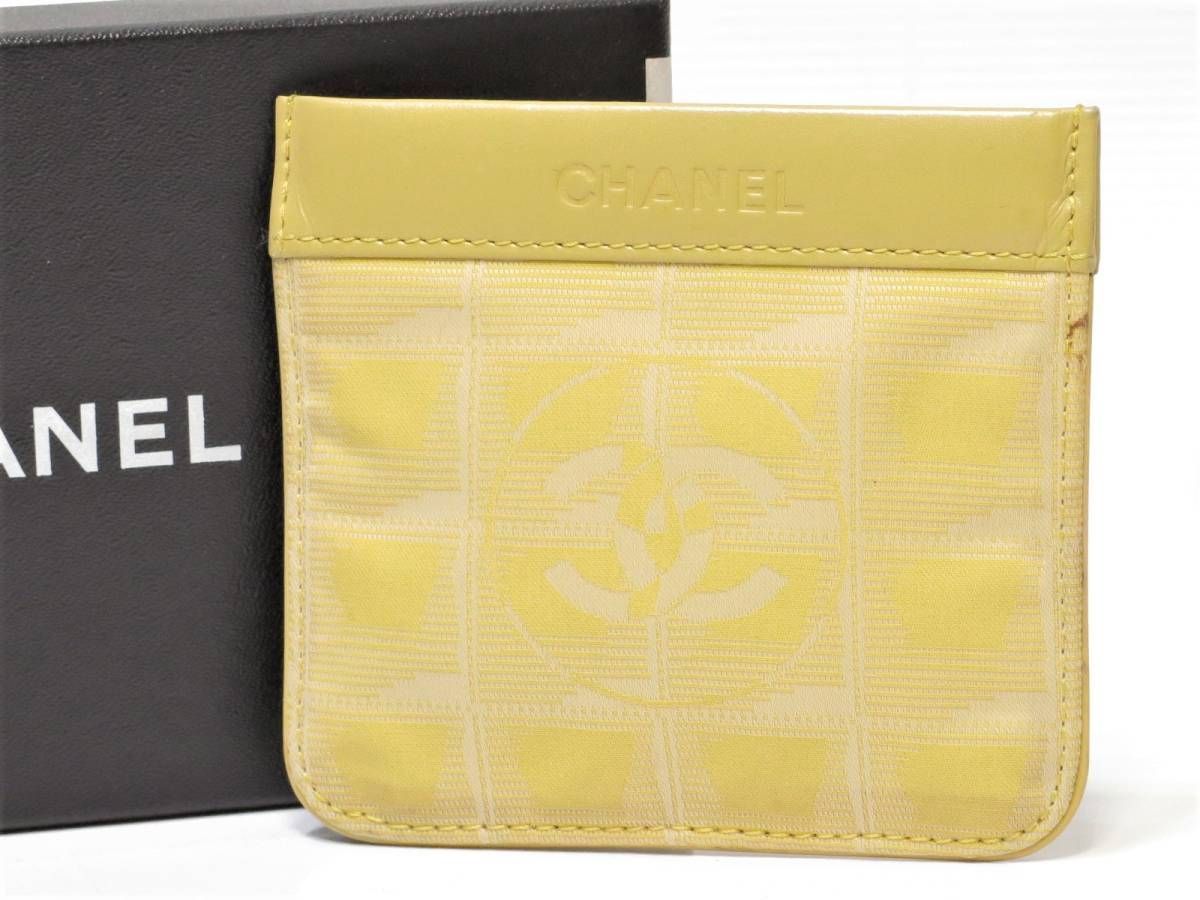 本物品質の CHANEL シャネル コインケース ホルダー付き ニュー