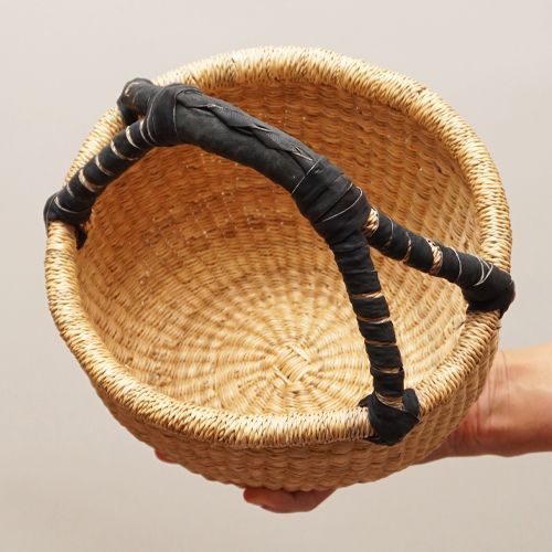 アフリカ ブルキナファソ 半球型 無地 ブラックレザー マルシェ