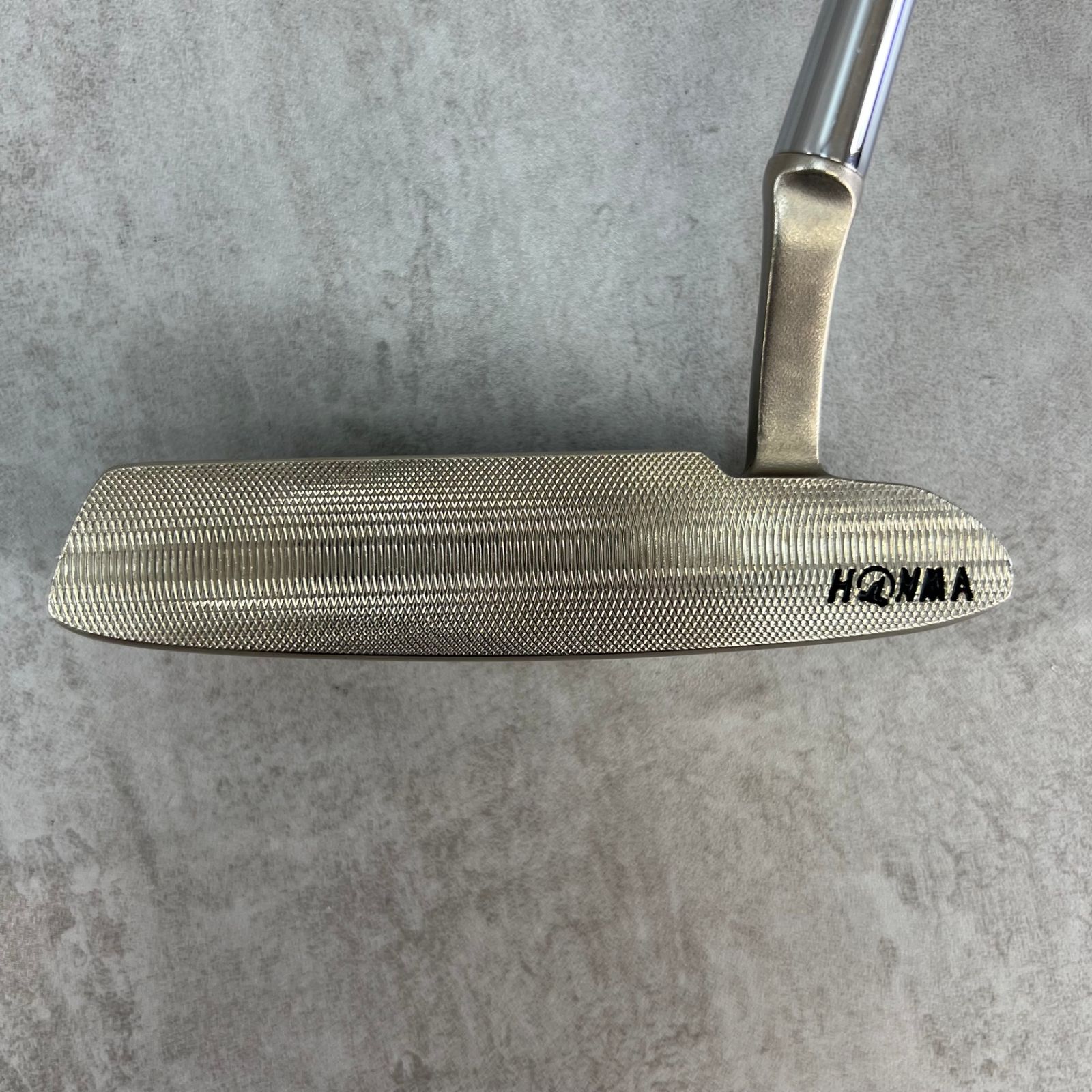 本間ゴルフ - ホンマ　ツインマークス　TM-5001　メンズゴルフパター　スチール　右利き用　PT　ピン型　34インチ　約542g　HONMA　Twin　Marks ホンマ ツインマークス TM-5001 メンズゴルフパター スチール 右