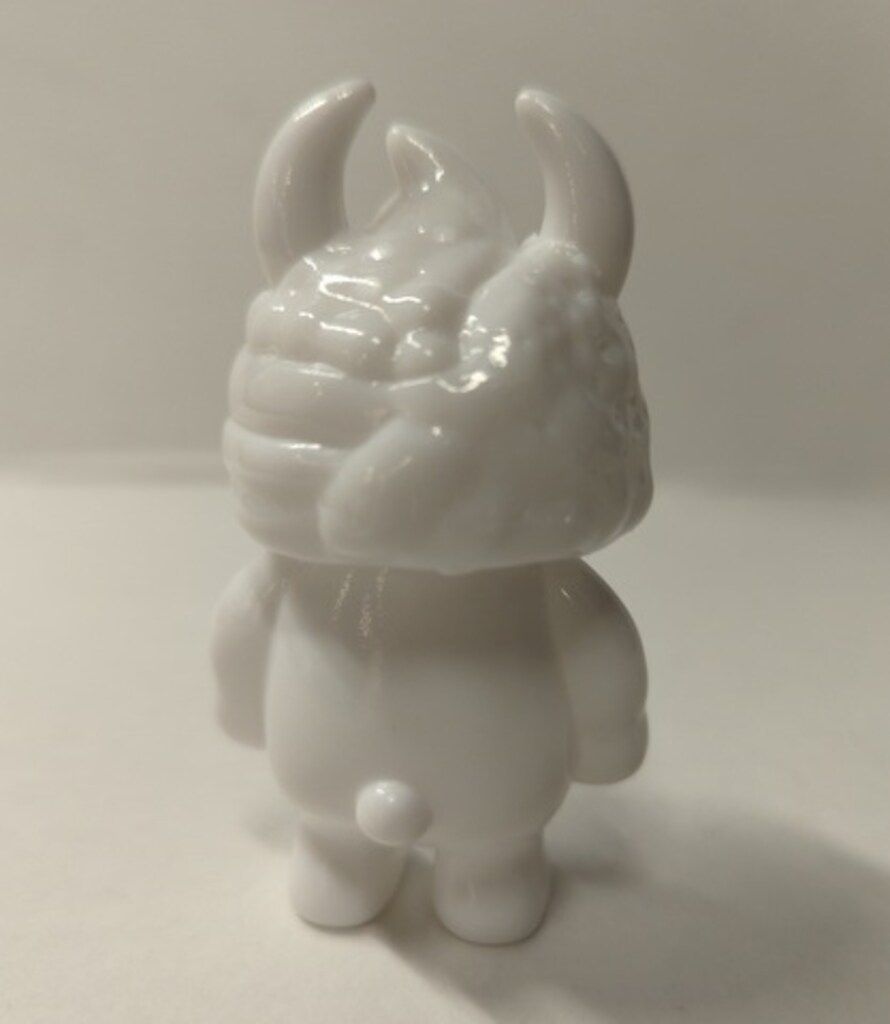 REALHEAD/UAMOU ウアモス 白成型