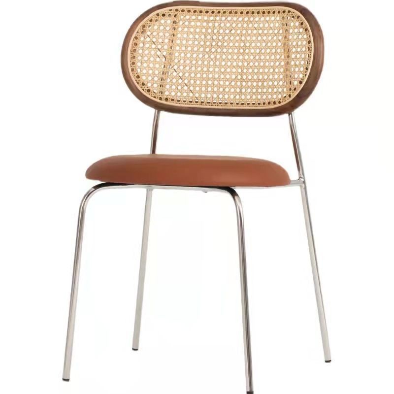 シンプルなデスクチェア くつろぎのカフェチェア