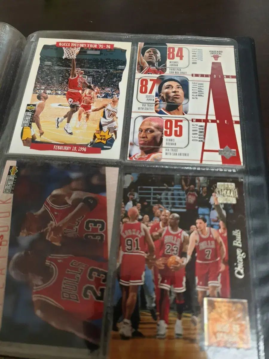 VVS レディース アイドル 1st サインカード K-POPガールズグループ VVS