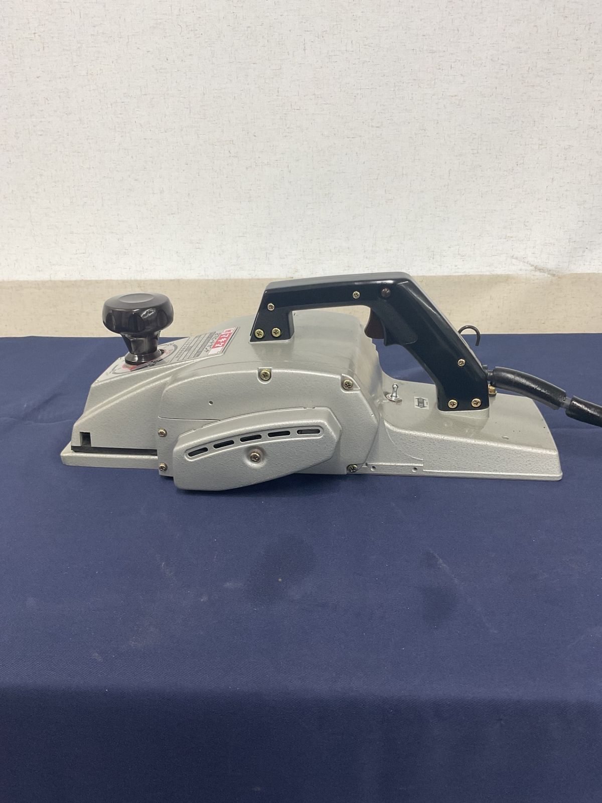 ◇マキタ(makita) 2スピード電気カンナ 1804N【八尾店】