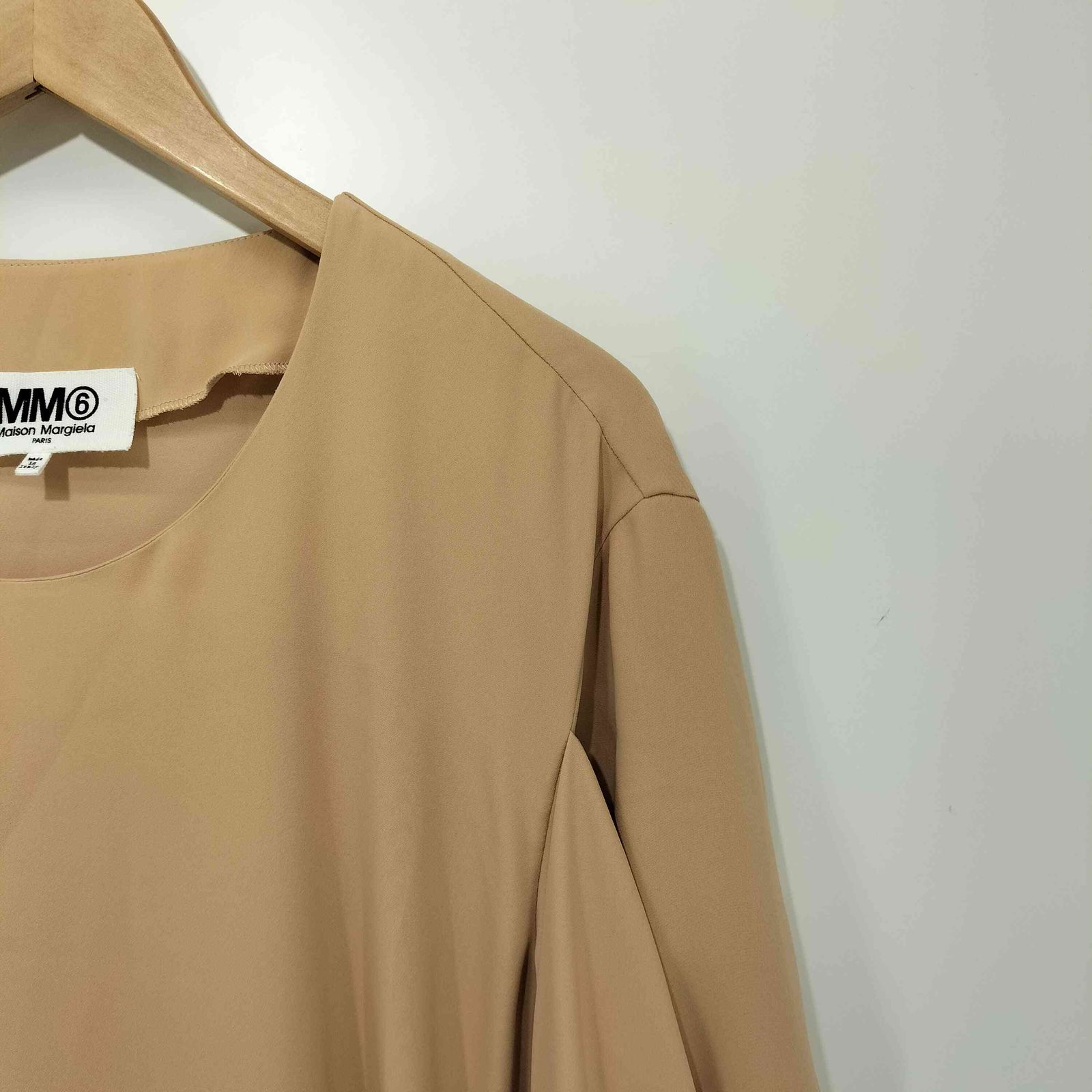 MM6 Maison Margiela(エムエムシックスメゾンマルジェラ) ドロップショルダー7分袖ブラウ 中古 古着 0723 エムエムシックスメゾンマルジェラ MM6 Maison Margiela
