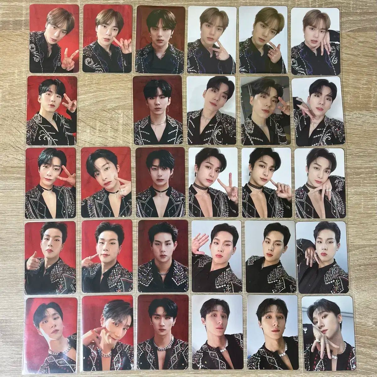 77 章 MONSTA X モンスタエックス モネク No Limit Tour トレカ まとめ売り