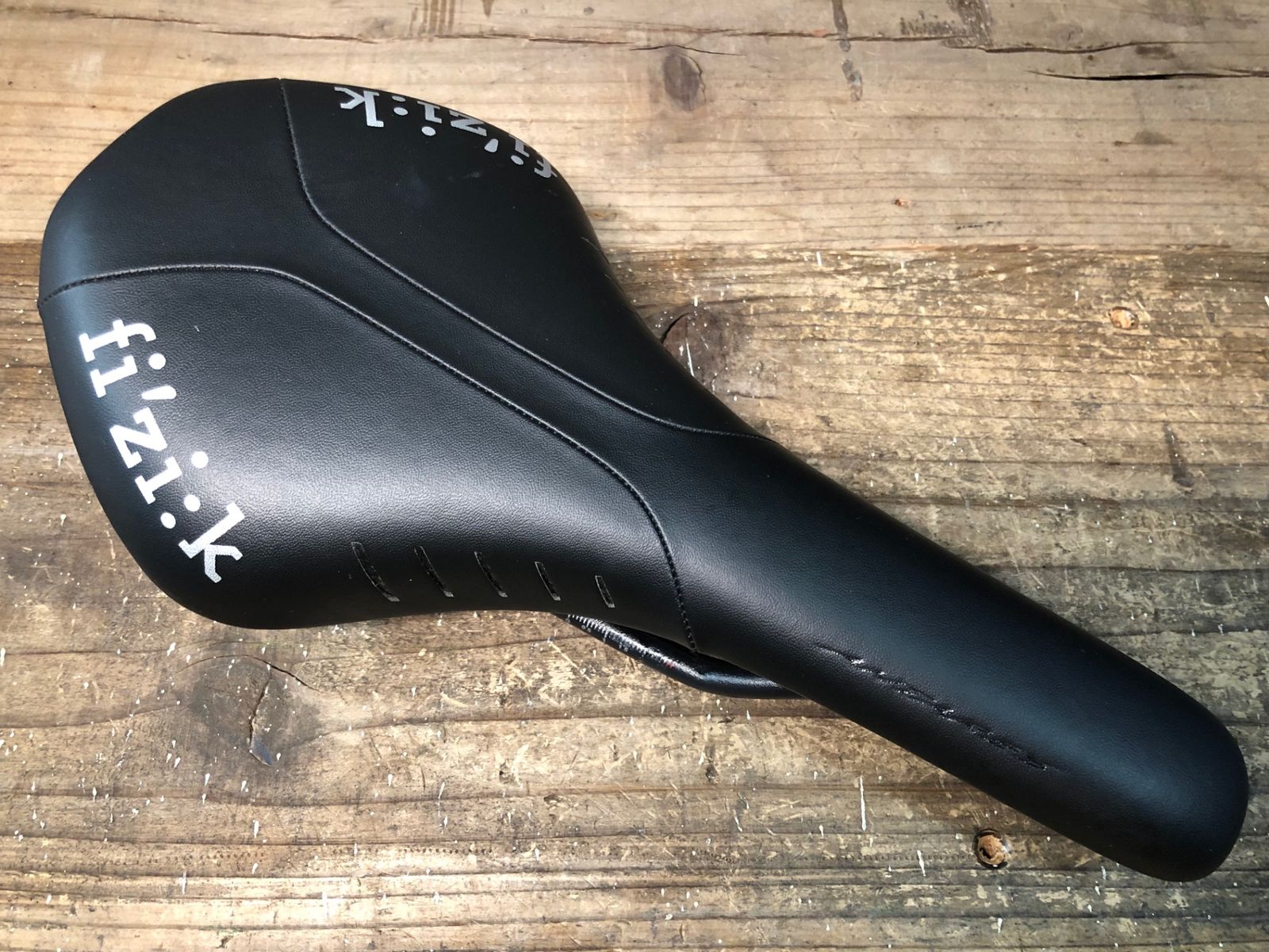 IV354 フィジーク fizik アンタレス ANTARES サドル SALLOYレール 実測