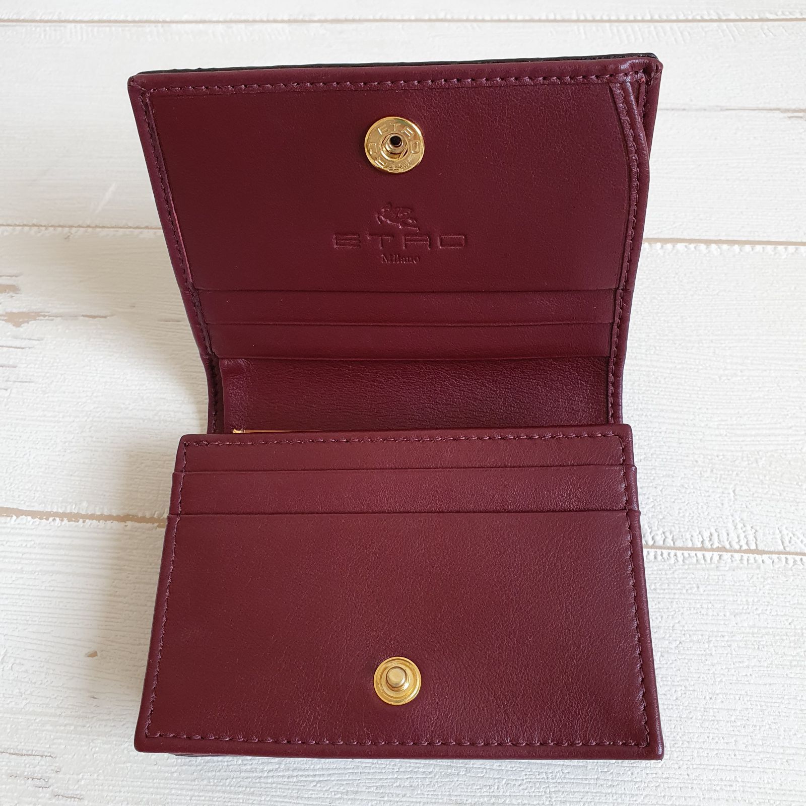 新品・未使用】ETRO ペイズリー スモールウォレット 二つ折り 新品・未使用】ETRO ペイズリー スモールウォレット 二つ折り