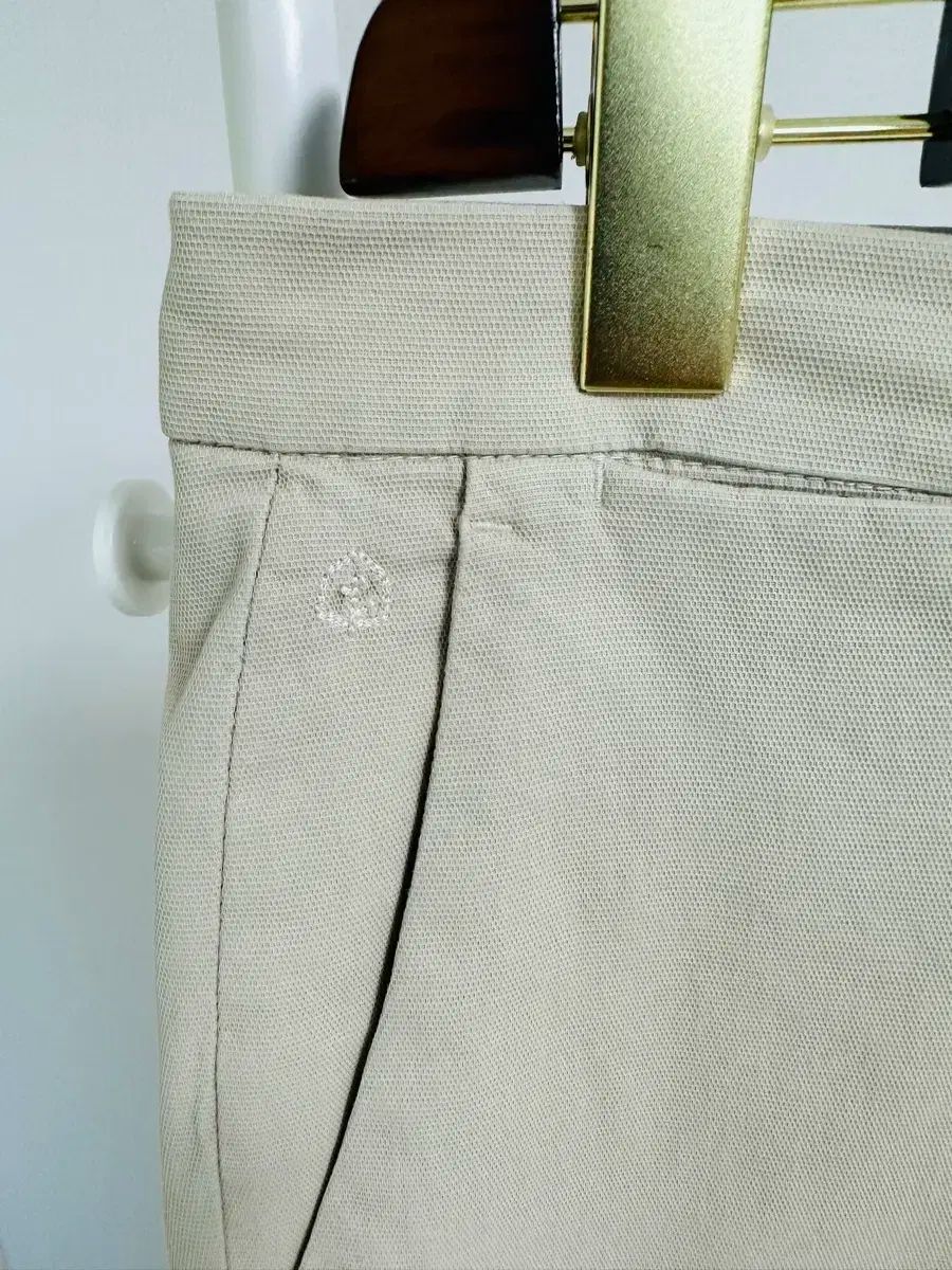 イタリア ブランド コルネリアーニ 綿 パンツ