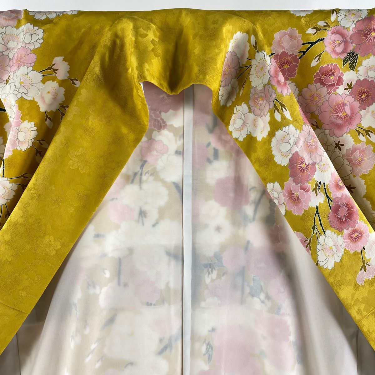 平和屋着物○豪華振袖 辻が花 絞り 舞花文 金彩 やまと誂製 ロング丈